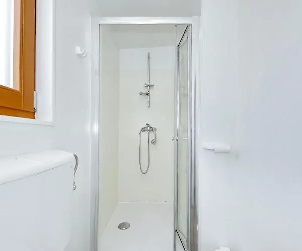 בית נופש Mobile Smaragd ביוגראד נה מורו