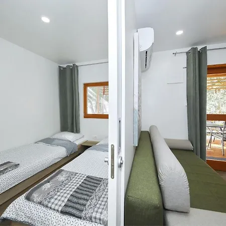 Holiday home Mobile Smaragd