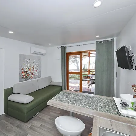 Mobile Smaragd Holiday home Biograd Na Moru
