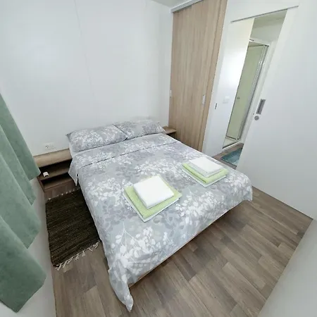 Holiday home Mobile Smaragd *